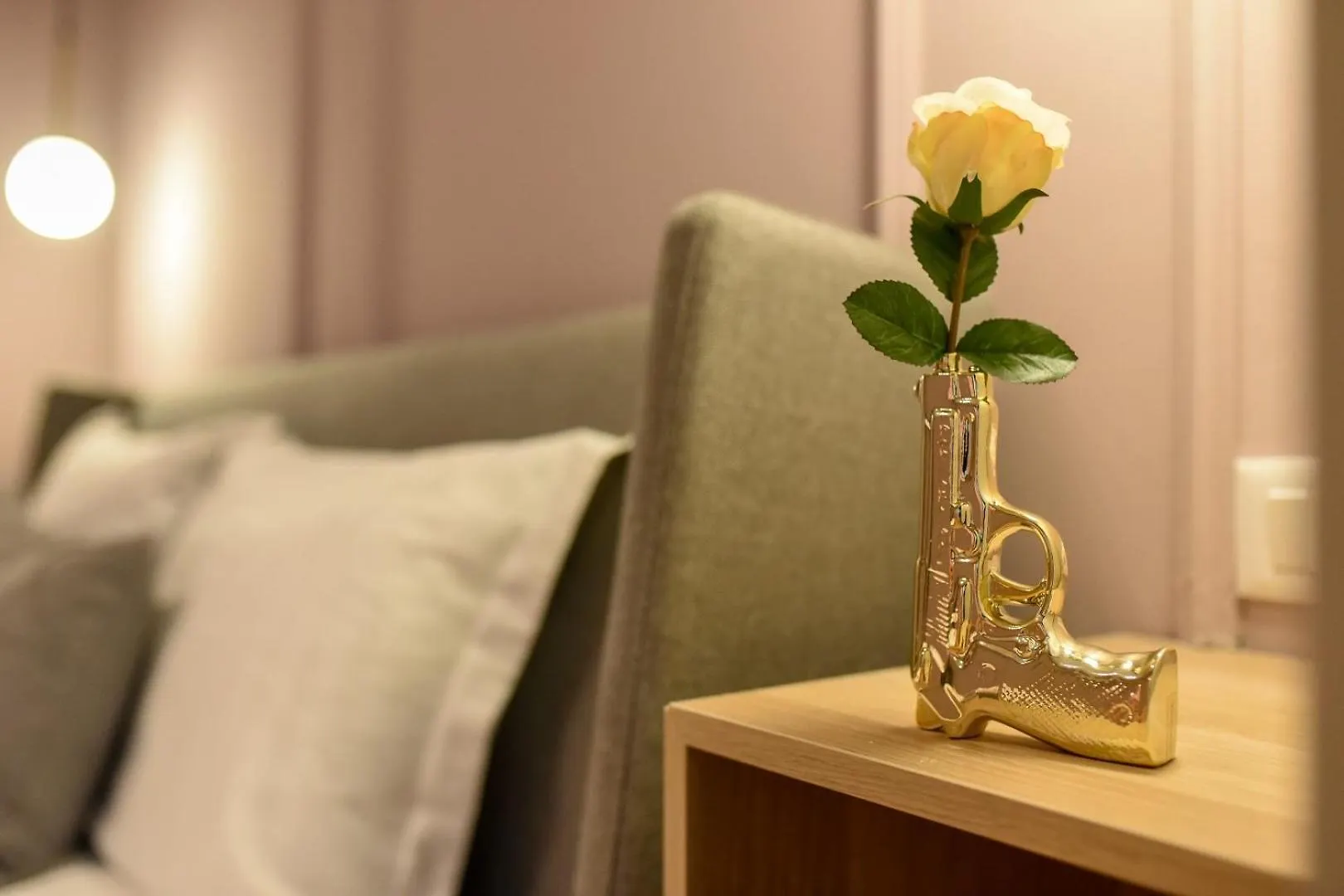 The Central Charms- Studios Near Radisson Bucharest