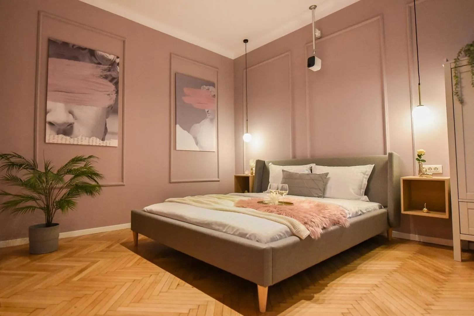 The Central Charms- Studios Near Radisson location